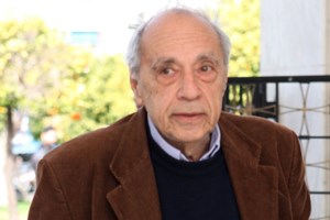 Συγκινημένα τα παιδιά του Δημήτρη Κολλάτου στο τελευταίο "αντίο"