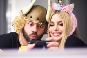 Η Βάλια Χατζηθεοδώρου και ο Πέτρος Πυλαρινός στο πιο τρυφερό τετ-α-τετ