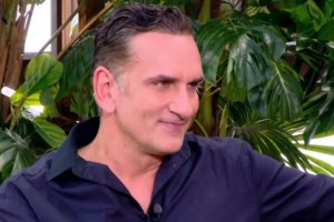 Η σπάνια εξομολόγηση του Νίκου Ψαρρά για τη σύζυγό του: "Η ορμή, η χαρά και η τρέλα παραμένουν ίδια" - εικόνα 3