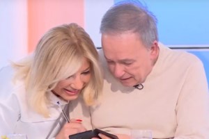 Ο Ανδρέας Μικρούτσικος στη Φαίη Σκορδά: "Η ομορφιά σου σήμερα είναι απειλητική!" - εικόνα 2