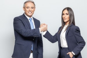 O Ιορδάνης Χασαπόπουλος εκνευρίστηκε με τις ερωτήσεις των δημοσιογράφων: "Δεν καταλαβαίνω, θα κάτσουμε εδώ μέχρι το βράδυ;"