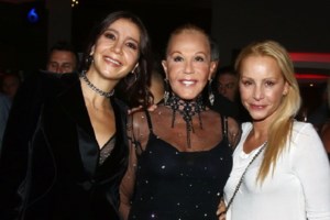 Η αντίδραση του Αλέξανδρου Λυκουρέζου on camera σε ερώτηση για την σχέση Αίθρας Λυκουρέζου και Μάρθας Κουτουμάνου