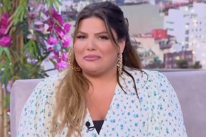 Δανάη Μπάρκα: "Πουθενά δεν με έπαιρνε η μαμά μου, μου ανοίγουν "τραύματα" που είχα κλείσει βαθιά μέσα μου"