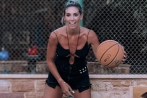 Η Αθηνά Οικονομάκου δημοσίευσε την πιο γλυκιά φωτογραφία με την κόρη της, Σιέννα - εικόνα 2