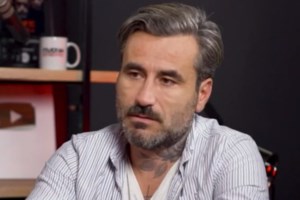 Σάκης Τανιμανίδης: "Δεν έχουμε την ίδια σχέση που είχαμε με τον Γιώργο" - εικόνα 2