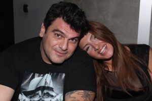 Τέλος στη διαμάχη της Έλενας Παπαρίζου με τον Τόνυ Μαυρίδη! Τι θα συμβεί με τη μεζονέτα στη Γλυφάδα; - εικόνα 2