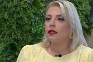 Λιλή Πυράκη για Ελένη Μενεγάκη: "Με στήριξε πάρα πολύ"