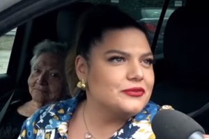 Μπέττυ Μαγγίρα: "Αμήχανο που η Φαίη Σκορδά έστειλε κάμερα στη Δανάη Μπάρκα"