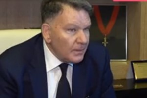 Αλέξης Κούγιας σε Σπύρο Μπιμπίλα: "Αμόρφωτε καραγκιόζη"