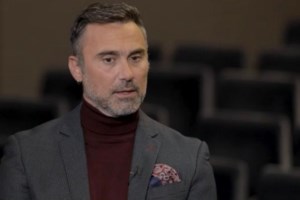 Συγκινήθηκε η Ελένη Ουζουνίδου: Την ημέρα που "έφυγε" ο Πάνος Νάτσης τον είδα στον ύπνο μου να μου λέει: "Σήκω Ελενάκι, φεύγω!"