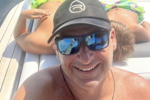 Γιώργος Λιάγκας & Μαρία Αντωνα μαζί στην Τήνο! Οι φωτογραφίες που τους "πρόδωσαν" - εικόνα 2