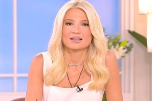 Φαίη Σκορδά: "Ήταν μια πρεμιέρα με μεγάλη αμηχανία"