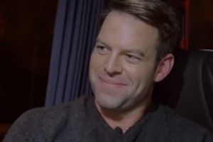 Ο Στέφανος Κασσελάκης εισέβαλε στο πλατό του "ΝΜ Βραδιάτικα" - Άφωνος ο Νίκος Μουτσινάς - εικόνα 3