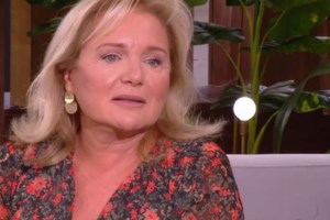 Ολοκληρώθηκαν για φέτος τα γυρίσματα του "Δασκάλου" - Δείτε τη φωτογραφία του Χριστόφορου Παπακαλιάτη από το σετ