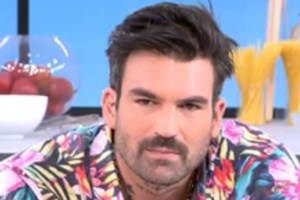 Η Ελένη Τσολάκη για την Ιωάννα Τούνη: "Δεν μπορώ να καταλάβω γιατί δεν τους γράφει εκεί που δεν πιάνει μελάνι"