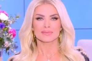 Δημήτρης Μακαλιάς: "Η Μπέττυ είναι κεντρική παρουσιάστρια, ο κύριος Παπανώτας κάθεται σε πάνελ - Σίγουρα δεν είναι στην ίδια θέση" - εικόνα 2