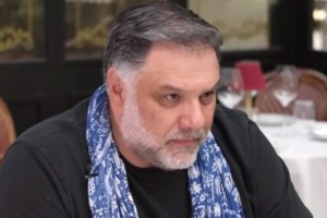 Ξέσπασε σε λυγμούς η σύζυγoς του Δημήτρη Σούρα - Πότε θα γίνει η κηδεία του;