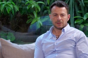 Δείτε τον Πέτρο Κωστόπουλο στους Ολυμπιακούς Αγώνες της Αθήνας - Μετέφερε την Ολυμπιακή Φλόγα - εικόνα 3