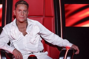 "Έκλεισε" ο Γιώργος Μαζωνάκης τις χειμερινές εμφανίσεις του και τ' αλλάζει όλα