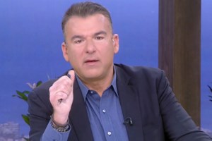 Γιώργος Λιάγκας: "Μπορεί να μου πει κάποιος πόσα λεφτά έδωσε η κυρία Πάολα στο νοσοκομείο της Λάρισας;"