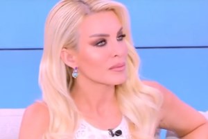 Κατερίνα Καινούργιου: "Φοράω και λευκά...κάθε φορά που βλέπω πρόταση γάμου με σκέφτομαι εκεί στη μέση"