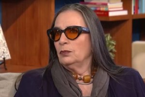 Η Άλκηστις Πρωτοψάλτη ποζάρει στα 69 της φορώντας μαγιό και δείχνει υπέροχη - εικόνα 2