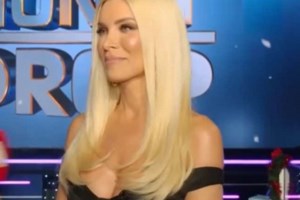 Η εκθαμβωτική εμφάνιση της Κατερίνας Καινούργιου σε γάμο στο κέντρο της Αθήνας