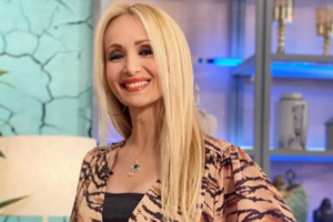 Η Ναταλί Κάκκαβα ξεσπά κατά του δημάρχου Σαρωνικού: "Από την πρώτη μέρα βίωσα συναισθηματική κακοποίηση"