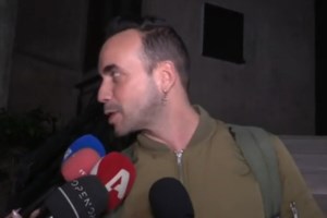 Ο Πάνος Μουζουράκης είναι ξανά ερωτευμένος! Η νέα σχέση μετά τον χωρισμό από την Τζίνα Βαρελά