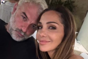 Ο Βασίλης Μπισμπίκης στον καναπέ της Ναταλίας Γερμανού: "Έπρεπε να είμαι στη Δέσποινα σήμερα"