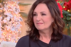 Αντρέας Γεωργίου & Σιμώνη Χριστοδούλου στόλισαν για τα Χριστούγεννα | Η φωτογραφία από το σαλόνι του σπιτιού τους