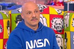 Η Κωνσταντίνα Σπυροπούλου σε μια ξεκαρδιστική φάρσα στον Νίκο Μουτσινά