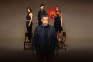 Η Έμιλυ Κολιανδρή αποκαλύπτει την τεράστια ανατροπή στη δεύτερη σεζόν του "Κάνε ότι κοιμάσαι"