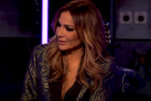 Ένα τραγούδι ακόμα | "Έσπασε" ο Γιώργος Θεοφάνους με την ερμηνεία της Δέσποινας Βανδή!