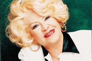 Η Αγγελική Ηλιάδη μιλά πρώτη φορά για τον θάνατο της Καίτης Γκρέυ: "Xρειάζομαι απομόνωση" - εικόνα 2