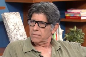 Δήμητρα Παπαδοπούλου και Γιάννης Μπέζος αναβίωσαν τους "Απαράδεκτους" μετά από 31 χρόνια - Απολαυστικό βίντεο - εικόνα 3