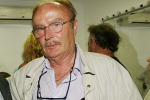 Όταν ο Ντίνος Καρύδης μιλούσε για την κόρη του: "Ευτυχώς η Σμαράγδα μου μας βοηθάει"