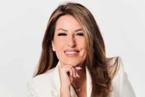 Το τρέιλερ για τη νέα ενημερωτική εκπομπή του Mega "Εξελίξεις Τώρα" με την Αναστασία Γιάμαλη μόλις κυκλοφόρησε! - εικόνα 3