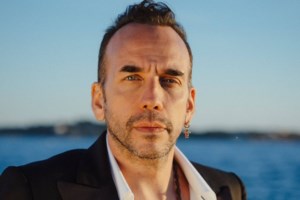 Πάνος Μουζουράκης & Μαριλού Κόζαρη στην πρώτη δημόσια εμφάνιση μετά την είδηση της εγκυμοσύνης - εικόνα 2