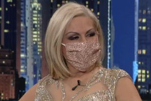 Η Έφη Σαρρή παραδέχεται: "Είμαι ψεύτρα! Σταυρώστε με"