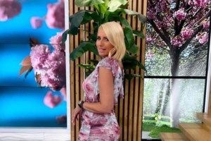 Η Κατερίνα Παπακωστοπούλου απαντά για το αν θα βλέπει την εκπομπή της Κατερίνας Καινούργιου