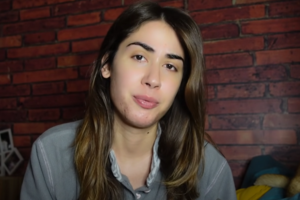 Λύγισε η Έλενα Κρεμλίδου στο "Πρωινό": "Δεν είναι ντροπή να κάνεις σεξ, να φωτογραφίζεσαι γυμνή"