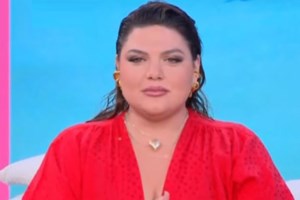 Ατύχημα για τη Δανάη Μπάρκα πριν την εκπομπή - Τι συνέβη;