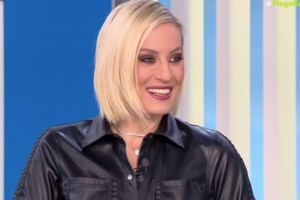 Παραμένει εγκλωβισμένη η Ελεονώρα Μελέτη: "Δεν τολμάμε να βγούμε από το σπίτι τις επικίνδυνες ώρες"