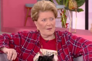 Βάσια Τριφύλλη: "Δεν θέλω καρκίνο από εδώ και πέρα. Φτάνει"