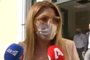 Δικαίωση για την Έλενα Παπαρίζου στη δικαστική διαμάχη με τον Τόνυ Μαυρίδη για τη μεζονέτα στη Γλυφάδα