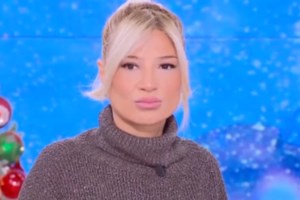 Η Φαίη Σκορδά & η τρυφερή συνήθεια που φέρνει και στο Mega