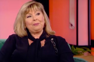 Λένα Μαντά: Ο άνδρας μου είχε πει στα παιδιά "Εσάς δεν σας ήθελα, προκύψατε, εγώ τη γυναίκα μου θέλω"