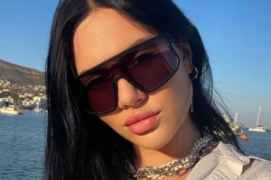 Έλενα Τσαγκρινού: "Με ενοχλούν τα σχόλια για την εξωτερική μου εμφάνιση, έβαλα 20 κιλά στην εγκυμοσύνη μου"