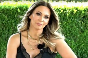 Η αποκάλυψη της Έλλης Κοκκίνου για την ηλικία της: "Αισθάνομαι 27-30 χρονώ, αλλά είμαι..."